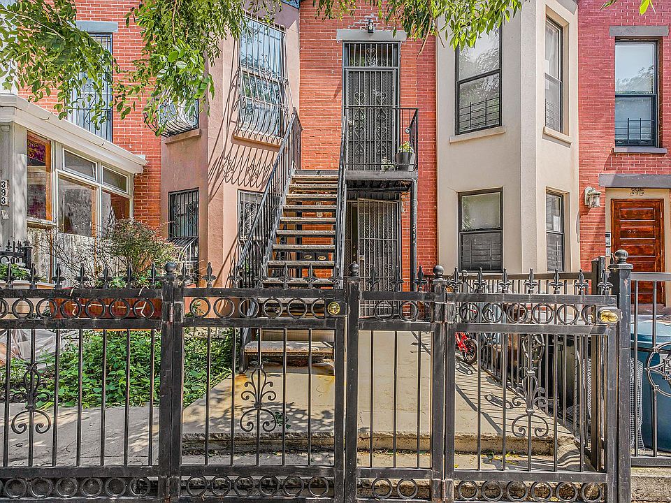 1st image of 393A 14th St #1