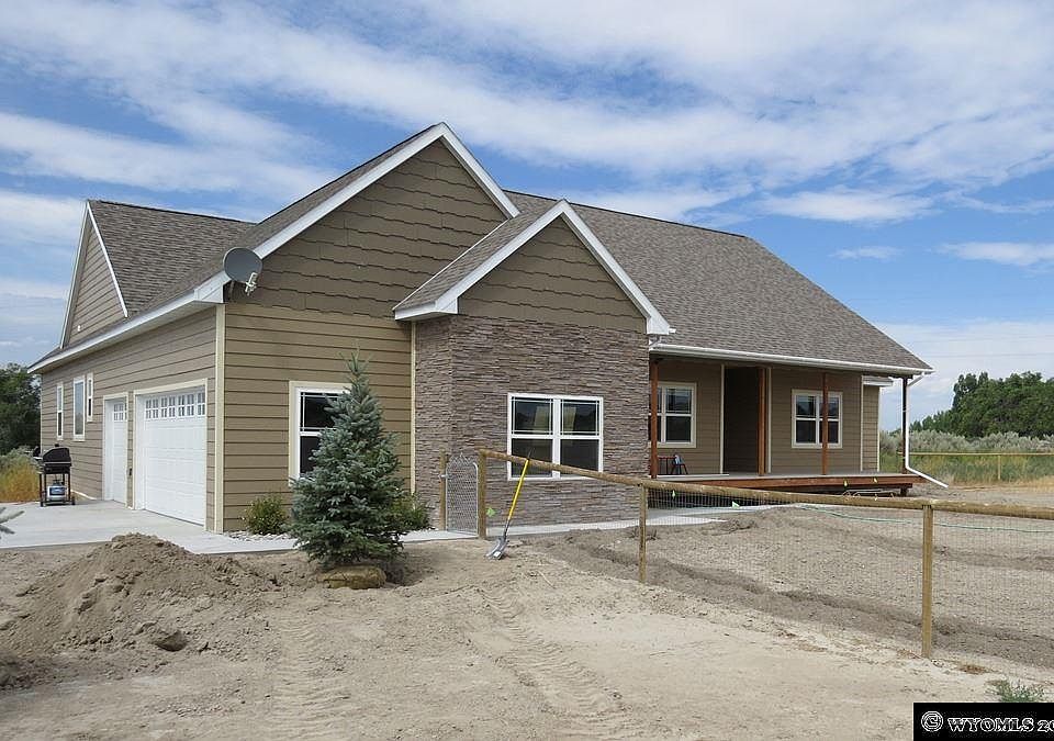 1st image of 125 Blacktail Ct