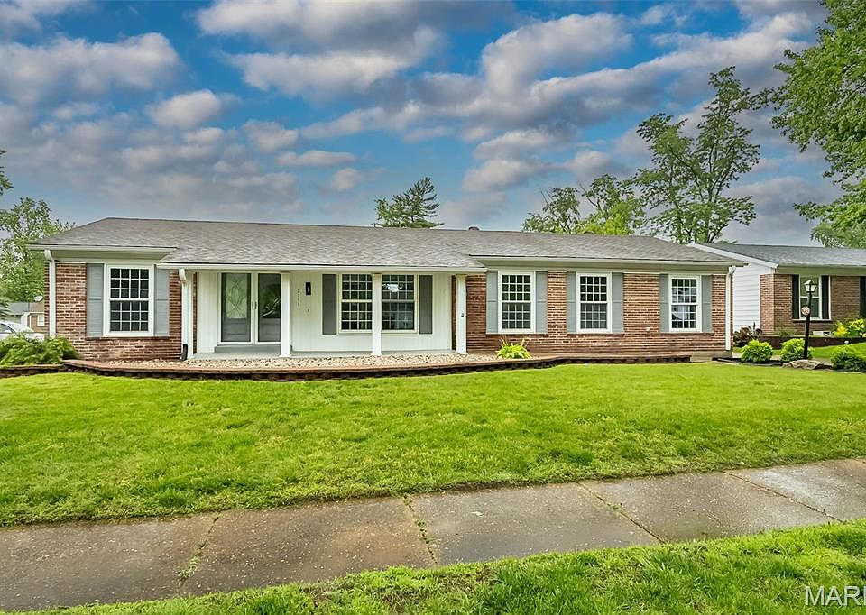 1st image of 2111 Shoreham Dr