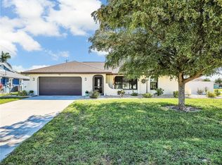 3823 SW 6th Pl, Cape Coral, FL 33914
