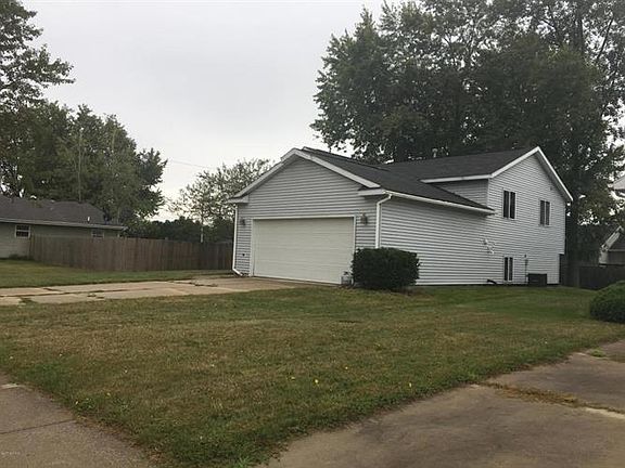 2nd image of 559 Lasalle Ave NW