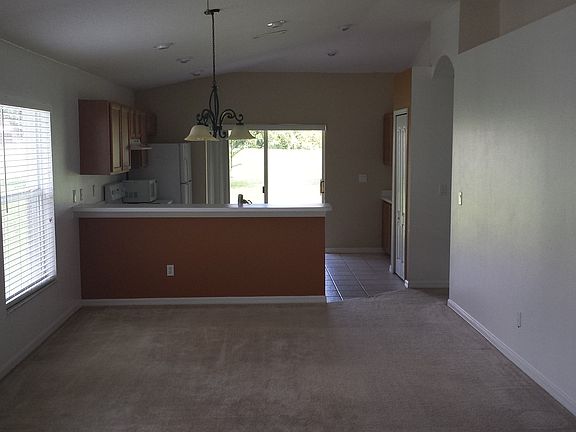 3rd image of 18180 Canal Pointe St