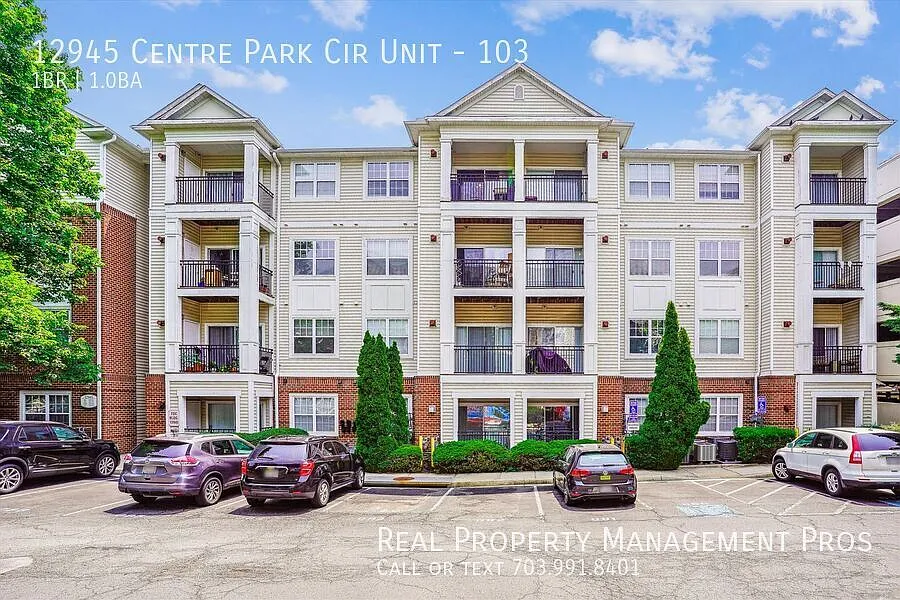 12945 Centre Park Cir #103