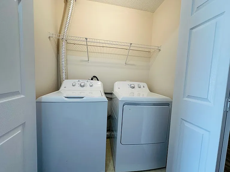 4711 Royal Prince Way — Photo 10