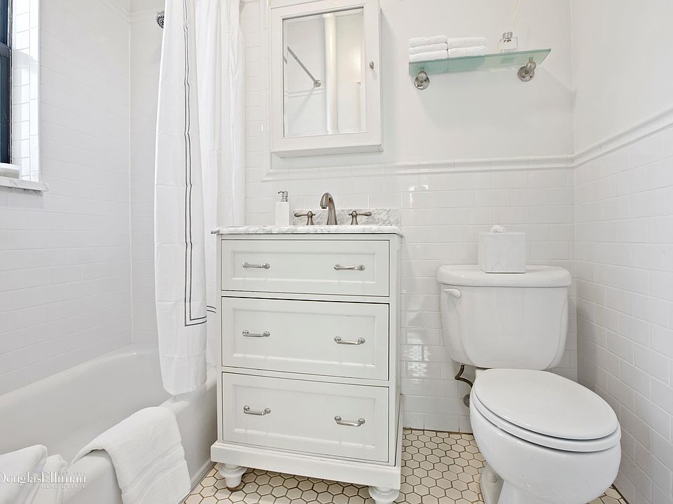 1st image of 2280 Broadway #14B