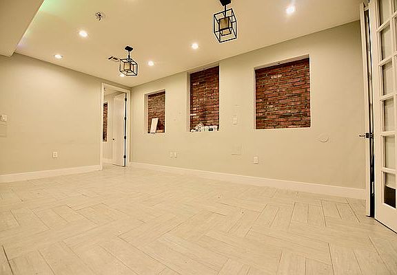 5th image of 1277 Jefferson Ave #1A