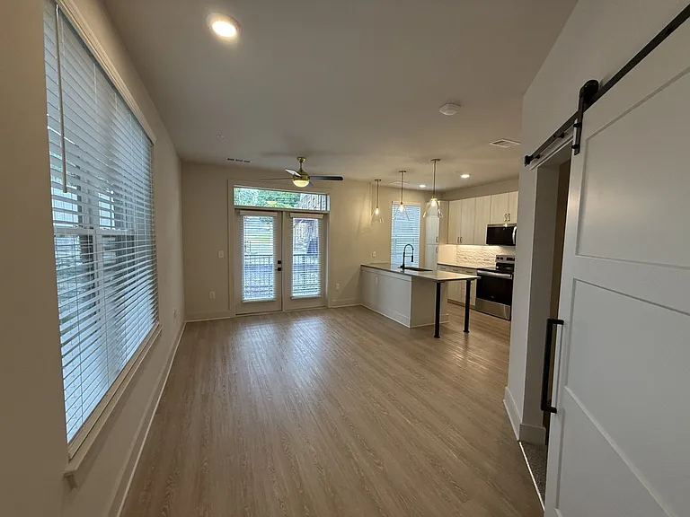 District on the Etowah Apartments — Photo 267