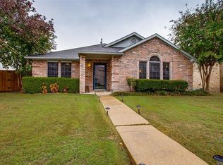 2620 Austin Dr, Mesquite, TX 75181