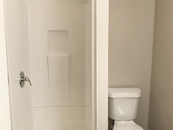 4th image of 4305 Virginia Ave APT 201