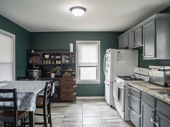 5th image of 1001 W 38th Ave
