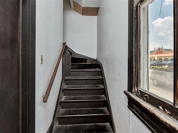 2nd image of 5397 Tchoupitoulas St