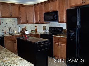 5th image of 194 Deer Lake Cir