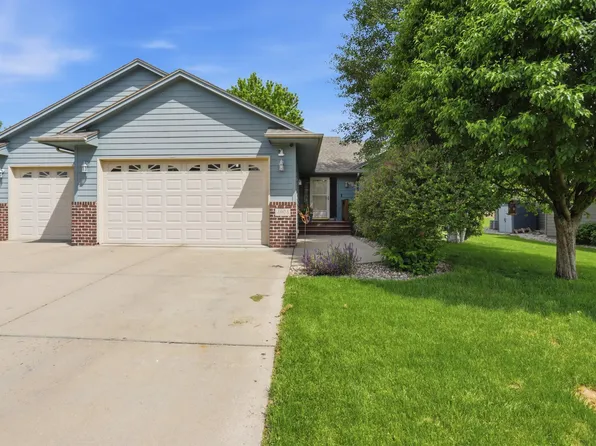 4904 E Tiger Lilly St, Sioux Falls, SD 57110