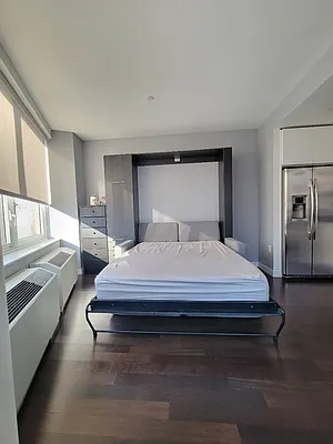 Rented by Batra Group Inc | media 12