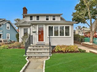 543 3rd Ave, Pelham, NY 10803
