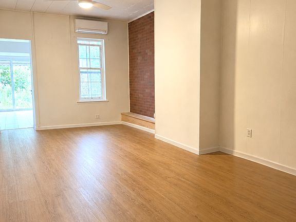 5th image of 527 46th St Floor 1