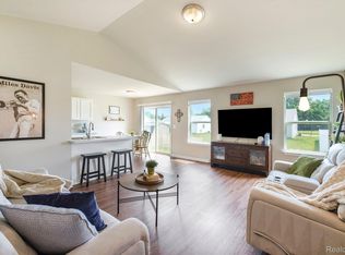 3151 Daisy Way, Burton, MI