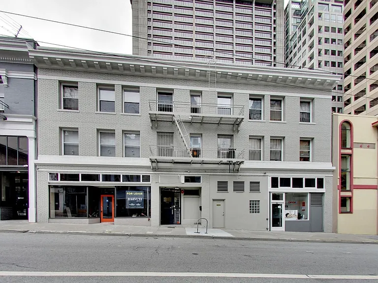 668 Clay St #57 — Photo 11