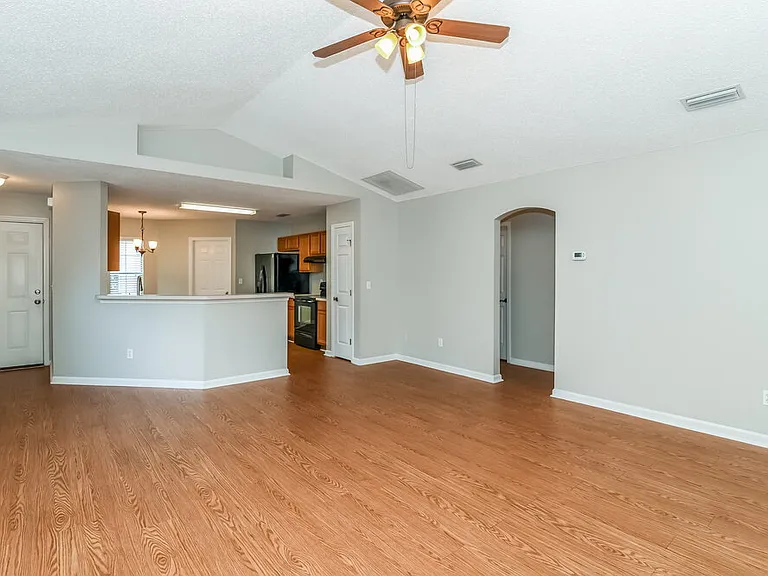 3111 Wavering Ln — Photo 2
