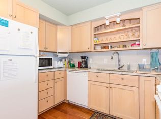 69 N Shore Dr N #9, South Haven, MI 49090
