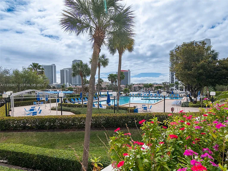 2500 Parkview Dr #2517 — Photo 46