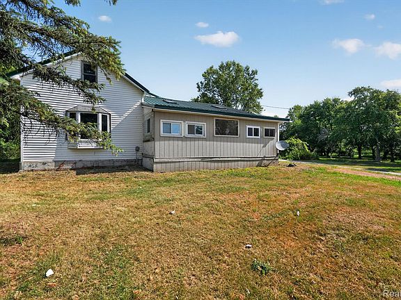 2nd image of 10470 Baldwin Rd