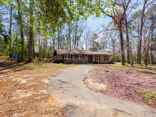 1203 Hickory Dr, Valdosta, GA 31602