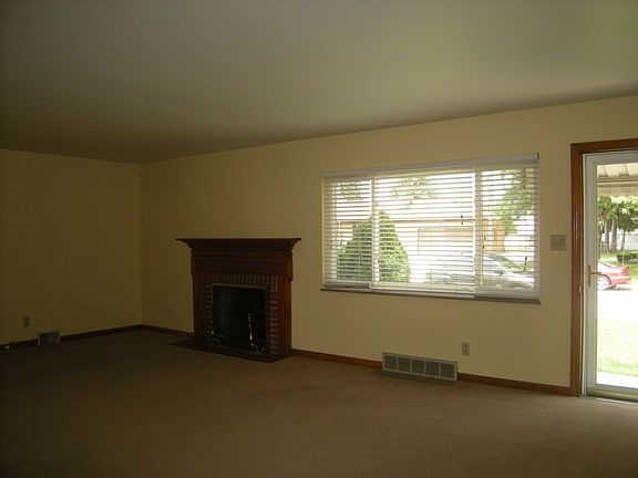 2nd image of 536 Tionda Dr