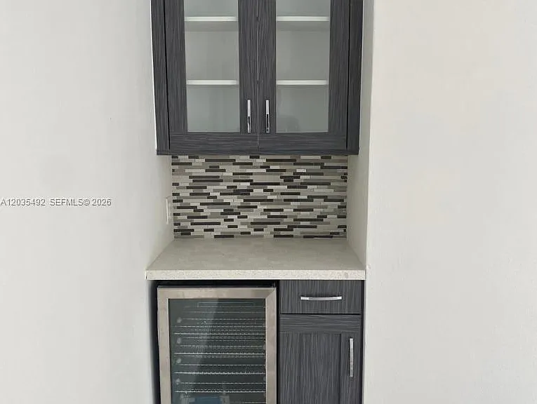 1601 Bay Rd #7 — Photo 11