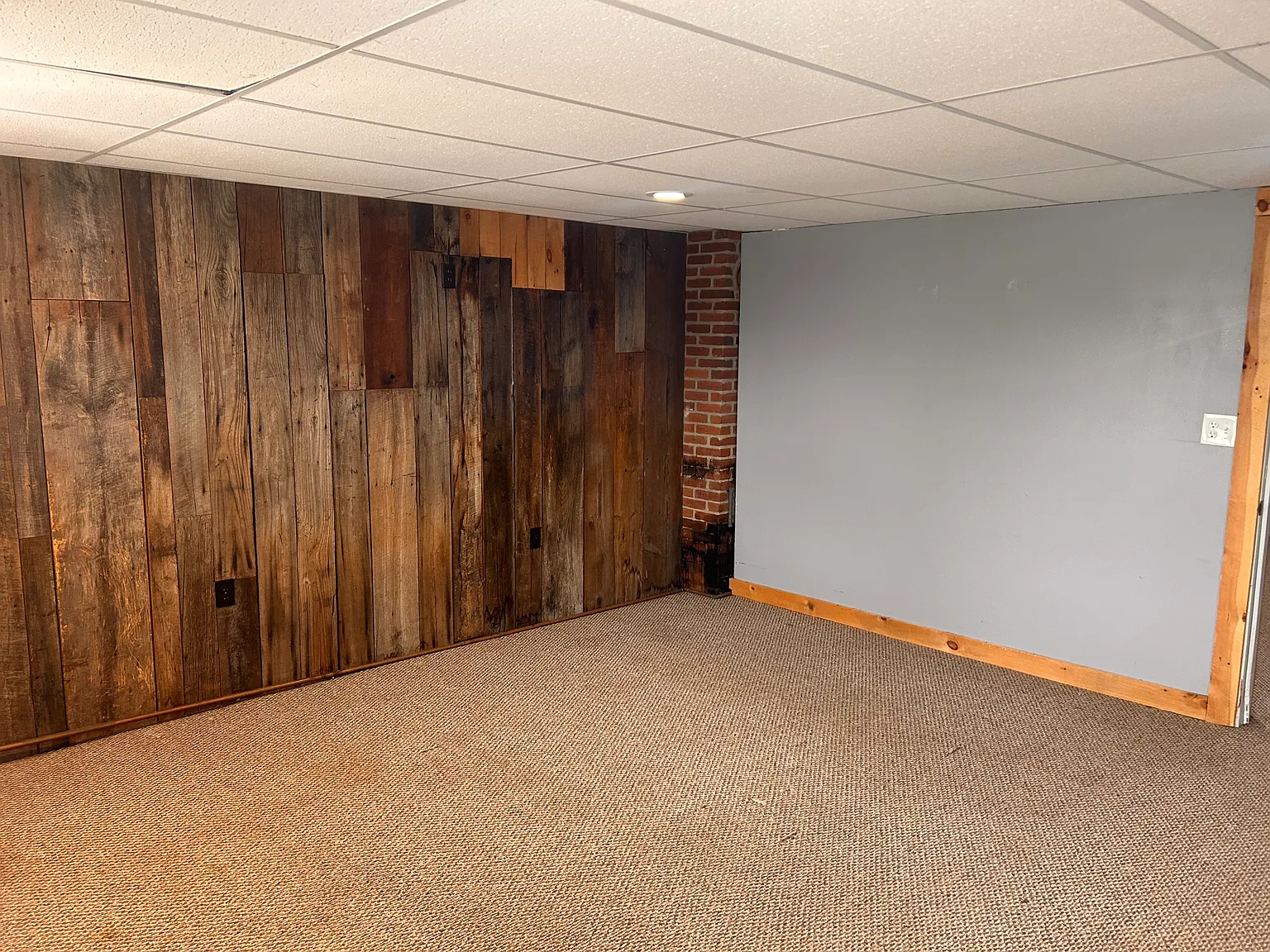 2 bed, 1500 sqft, $1,250 — Photo 3