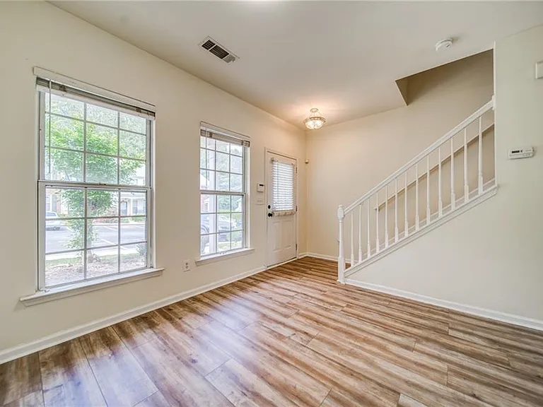 3285 Hidden Cove Cir — Photo 5