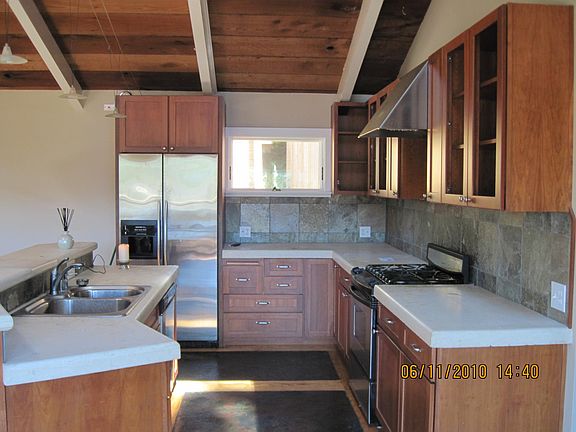2nd image of 469 Wellesley Ave