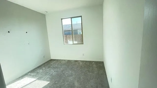 1224 E Jahns Dr — Photo 8