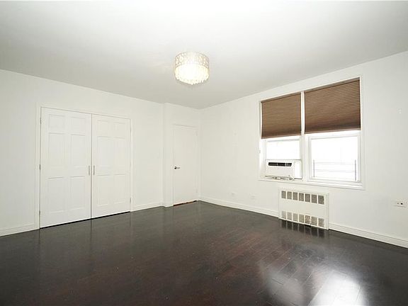 4th image of 2260 Benson Ave APT 6A