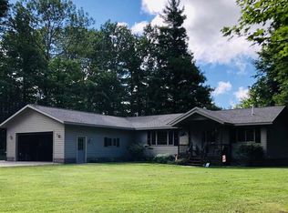 32 Janro Dr, Negaunee, MI 49866