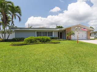 3680 Daphne Ave, Palm Beach Gardens, FL 33410