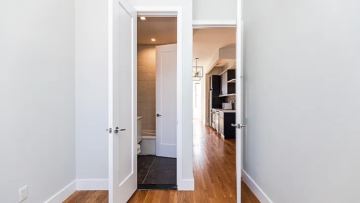 Rented by Nooklyn NYC LLC | media 16