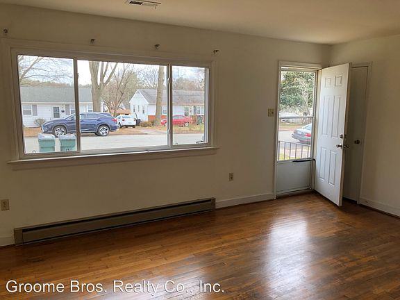 4th image of 234 N Linden Ave