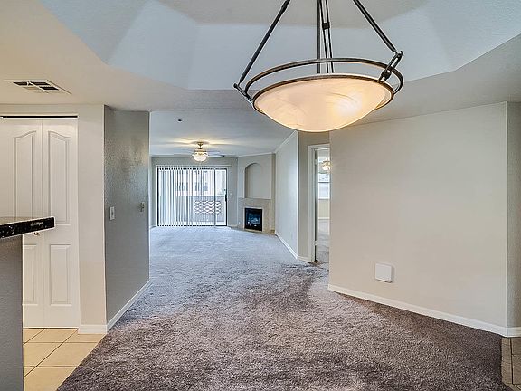2nd image of 5104 N 32nd St Unit 207