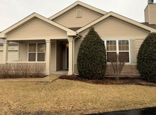 21470 Mays Lake Ct, Crest Hill, IL 60403