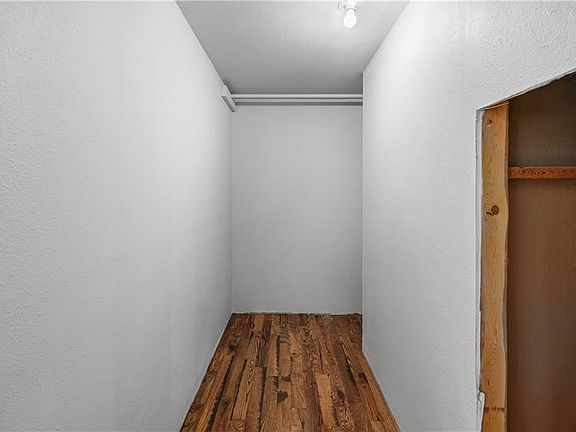 5th image of 3665 County Road 4100