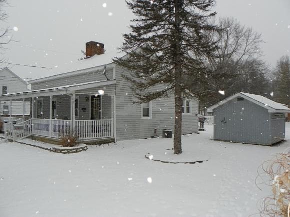 1st image of 627 Bank St