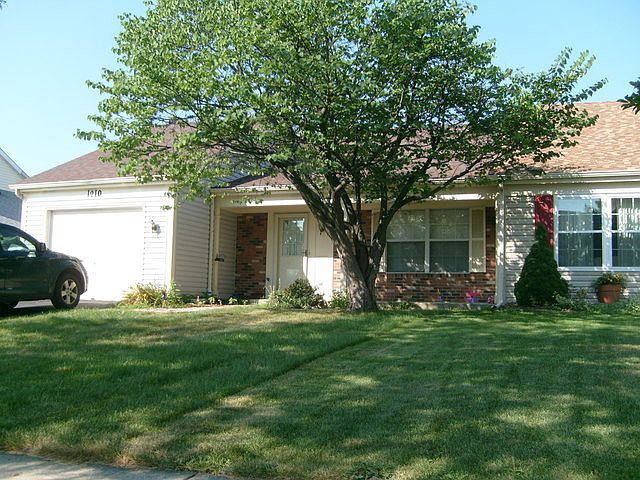 2nd image of 1210 Trinity Dr