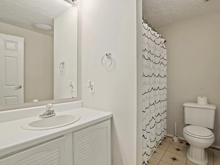 4215 Dunwood Ter — Photo 20