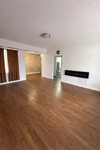 8212 S Langley Ave #1 Photo 1