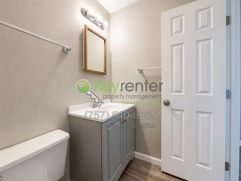 810 Huntly Dr — Photo 20