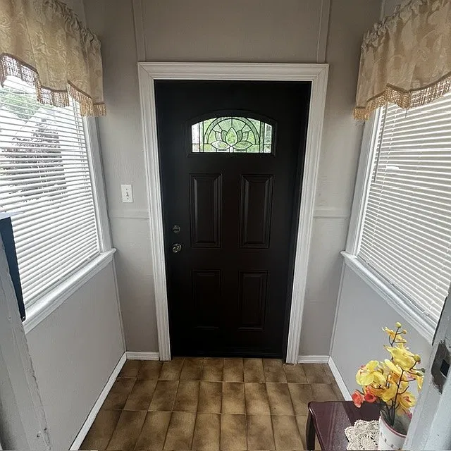 2 bed, $2,400 — Photo 3