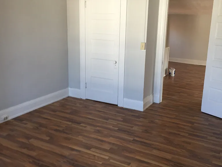 4720 Vine St #3 — Photo 4