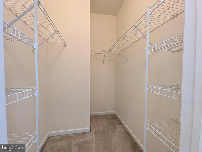 25015 Riding Center Dr — Photo 32