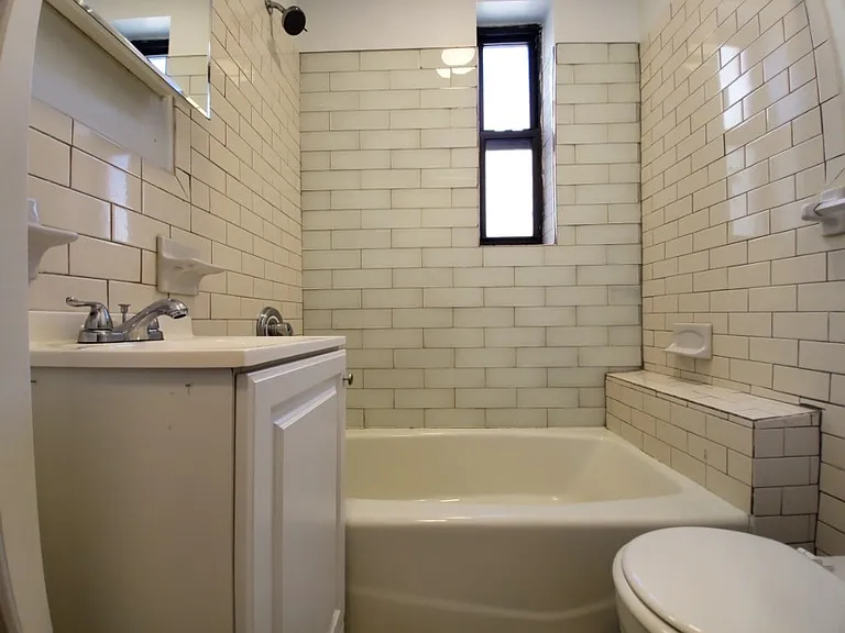 25-23 31st Ave #D55 — Photo 5